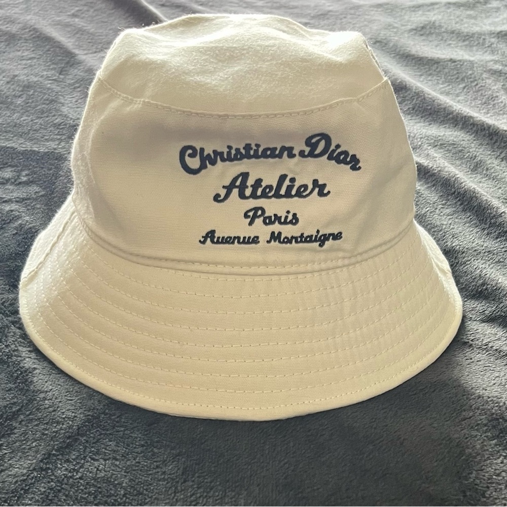Dior men Cream Bucket Hat